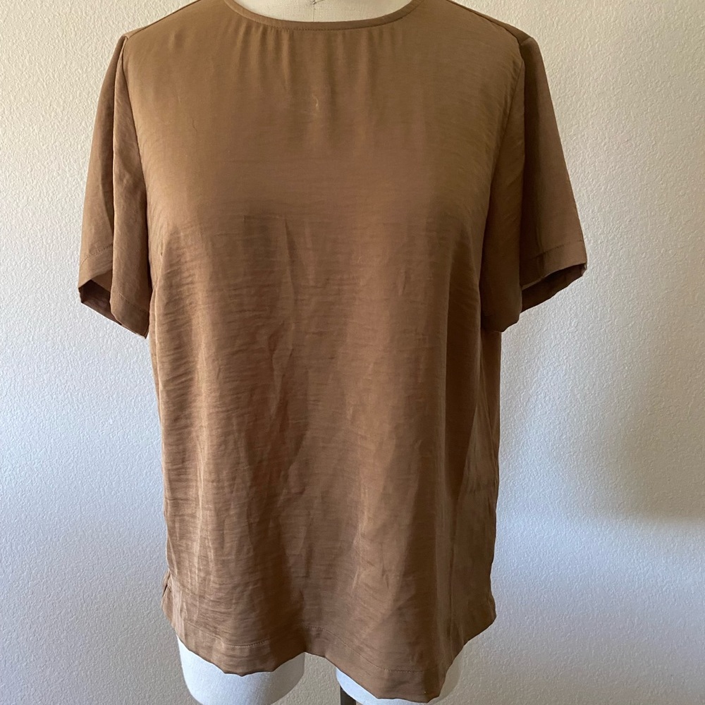 Dark gold work top